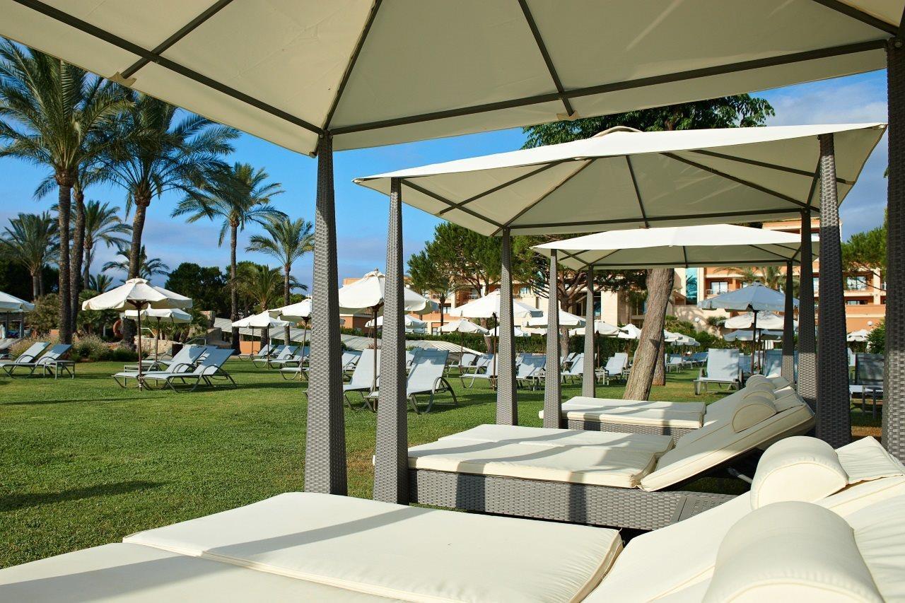 Hipotels Hipocampo Palace&Spa Cala Millor  Exterior foto A pergola